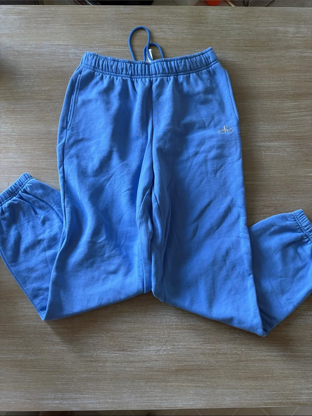 ALO Yoga light blue Sweatpants